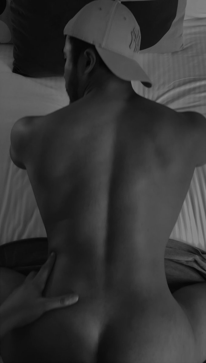 Erik🍑 tweet media