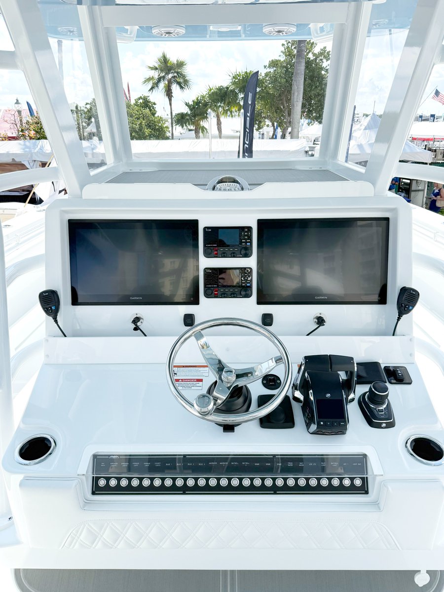 Icom America Inc tweet media