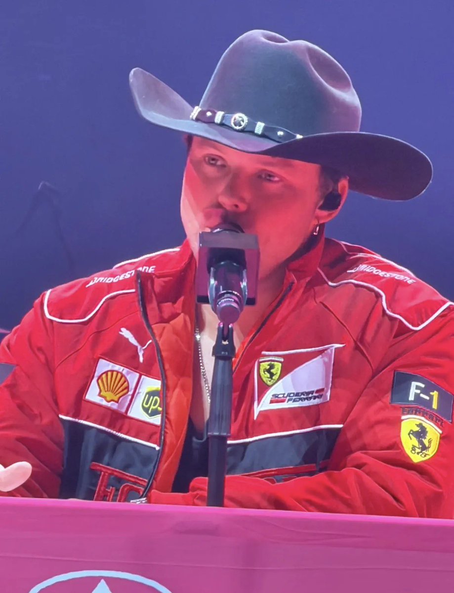 ⭑ neya ⭑ tweet media