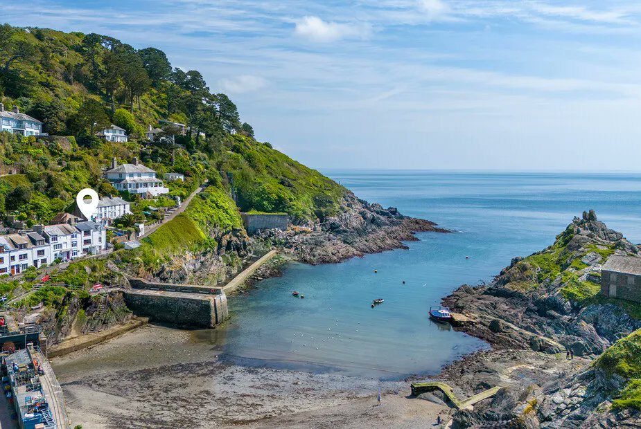 SnaptripUK's tweet photo. POV: You’ve just checked into your Cornwall seaside cottage 🌊

Shoes off. Sea view on.

Spring coastal break pending? https://t.co/oflPFh4lYC
