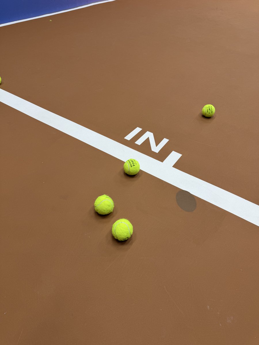 thonburian's tweet photo. Half Court Tennis เปิดใหม่แถวกัลปพฤกษ์ สนามสีน่ารัก แอร์เย็นฉ่ำ จะมาตีคนเดียว มาซ้อมวงก็เริสอยู่นะ 🎾

490.-/hr.  (มีไม้ให้เช่าด้วยนะ)

📍SSS Half Tennis อยู่ในตลาดกัลปพฤกษ์ 
📲 จองได้ที่บ้านเขียว sss.halftennis (มี@)

#ธนบุเรี่ยนรีวิว #รีวิวฝั่งธน  #เทนนิส #tennis https://t.co/O8ygxpzijT