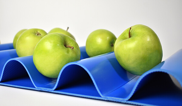 Our #PillowBelts are designed to cushion and protect, keeping delicate items safe and your line running smoothly.

✔ High-volume ready
✔ Gentle on produce and packaging
✔ Custom layouts built for your process

beltservice.com/our-products/p…

#BeltserviceCorporation #FoodHandling
