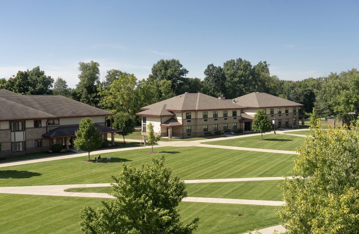 Holy Cross MBB tweet media