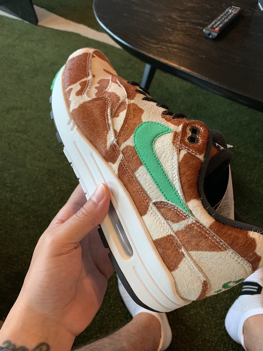 Premium Pete tweet media