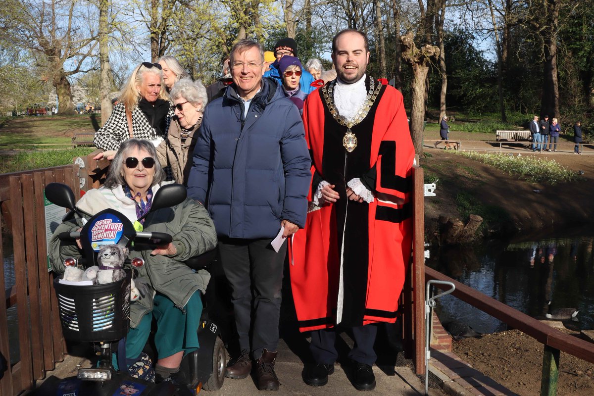 Bromley Council tweet media