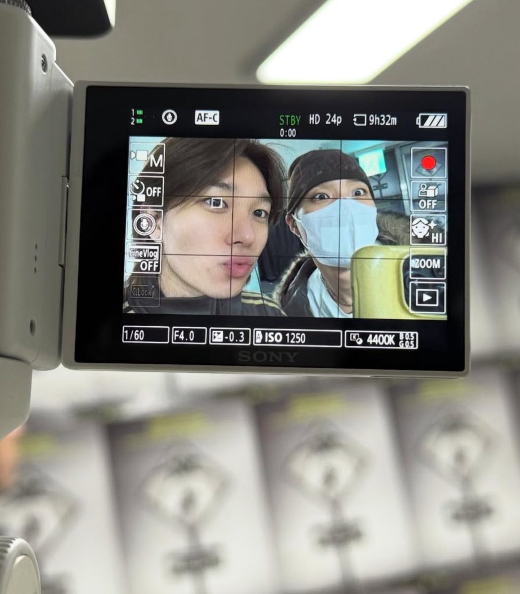 nini 니니🍀ᩚ tweet media