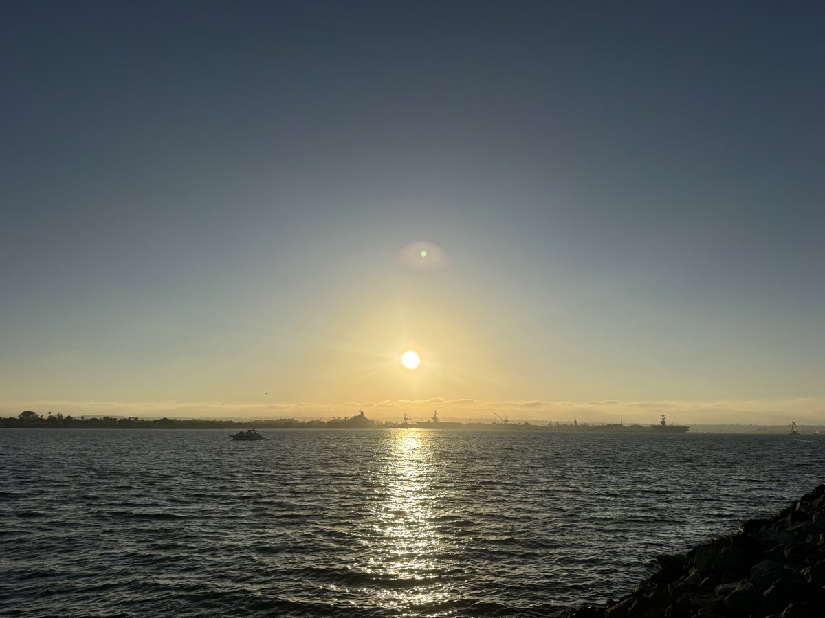 Coach Hop tweet media