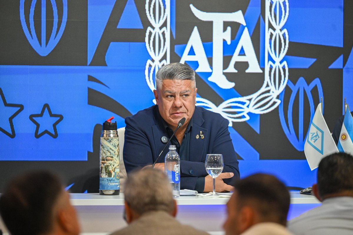 Chiqui Tapia tweet media