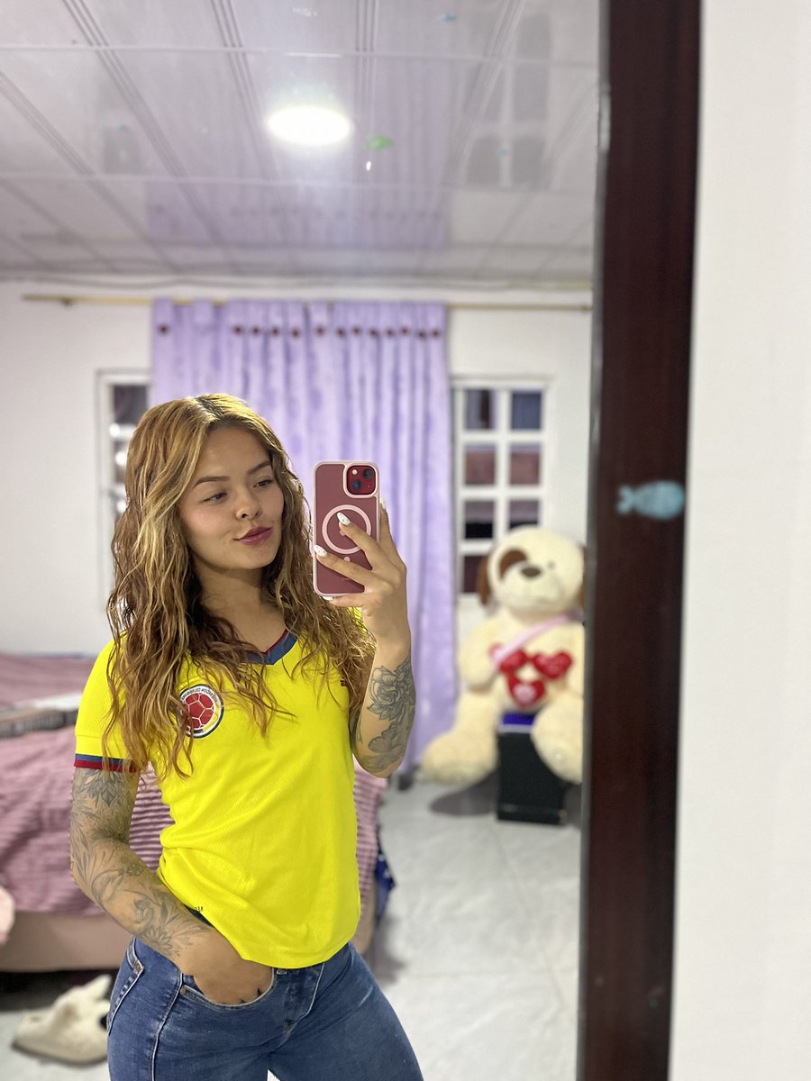 ♡Emily Clavijo tweet media