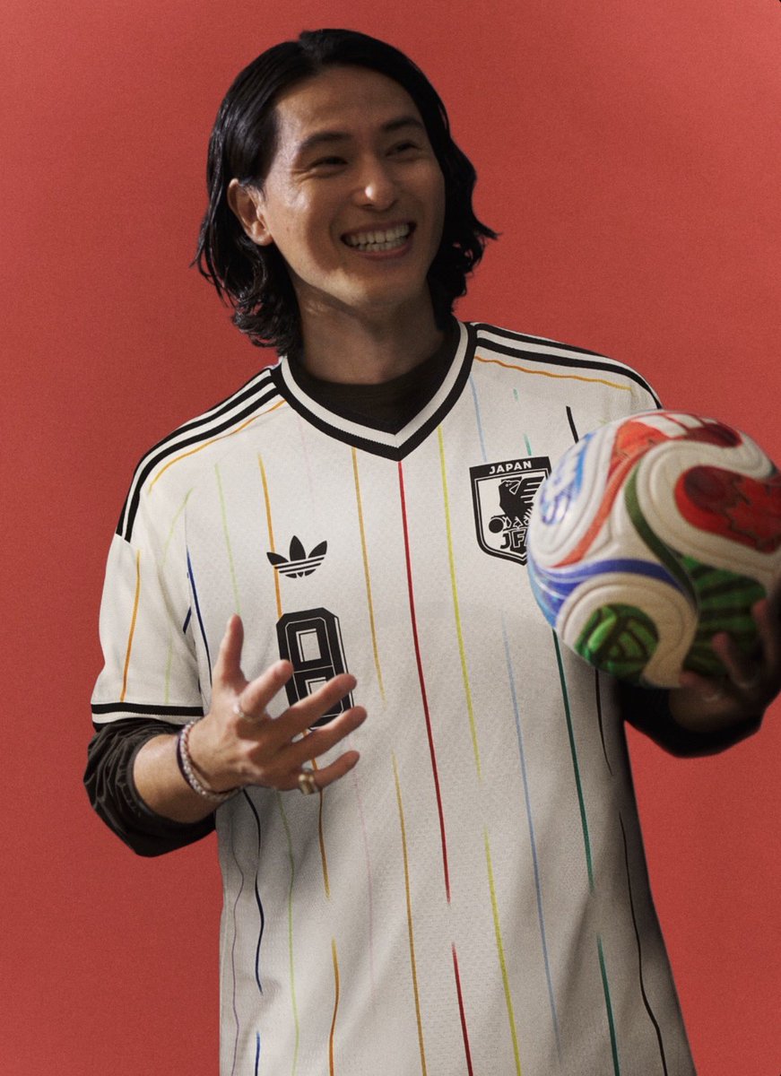 LimpiaYBlanca_'s tweet photo. 13. Japón (local + visitante) https://t.co/y3RYtpBc1c