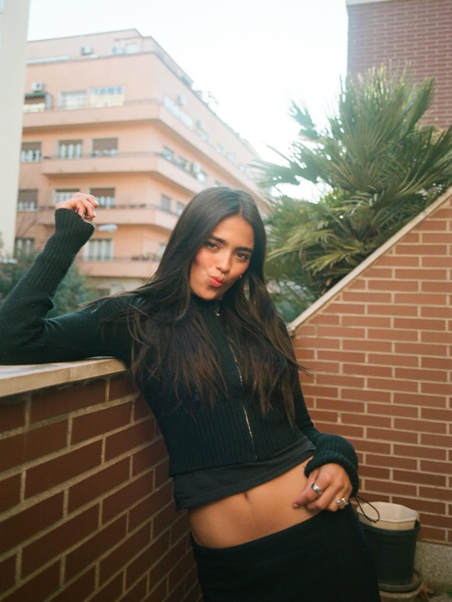 Maia Reficco Updates tweet media