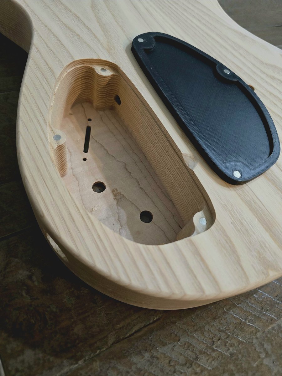 Saw-Forged Woodworks tweet media