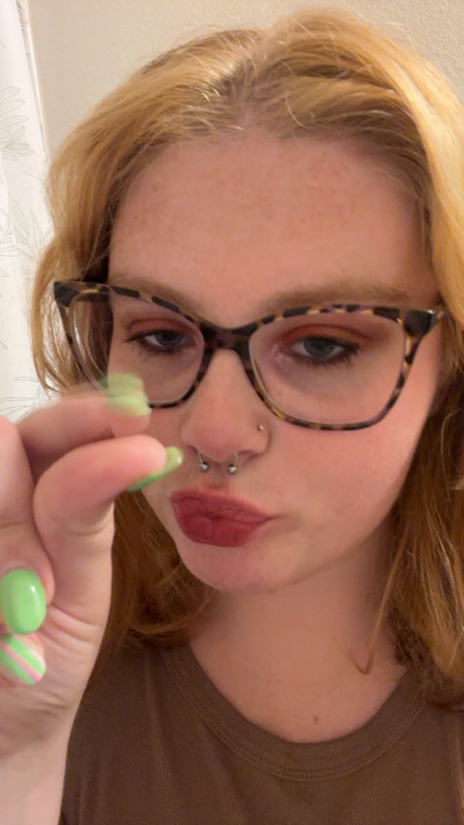 ginger snap tweet media