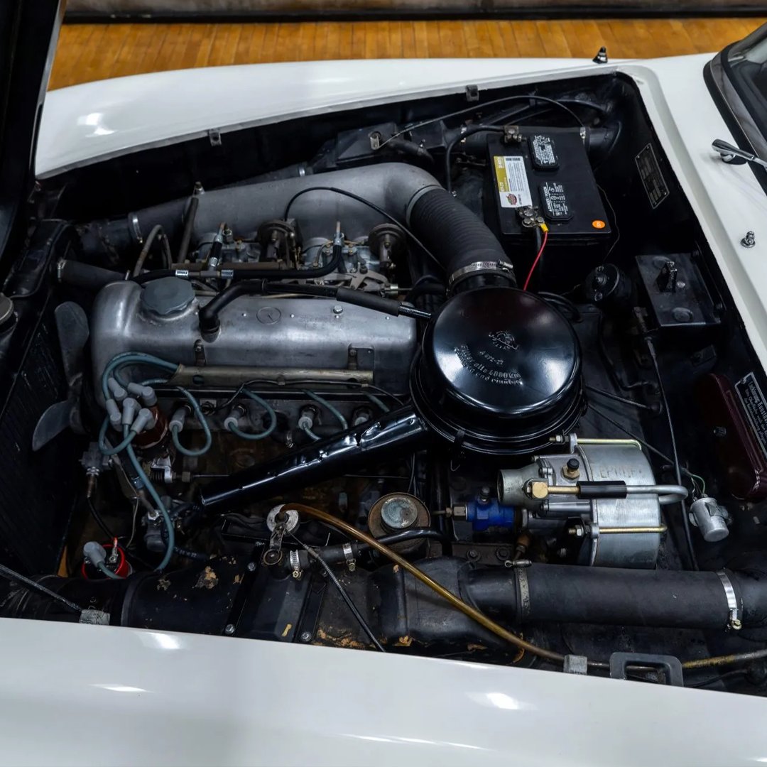 Bring a Trailer tweet media