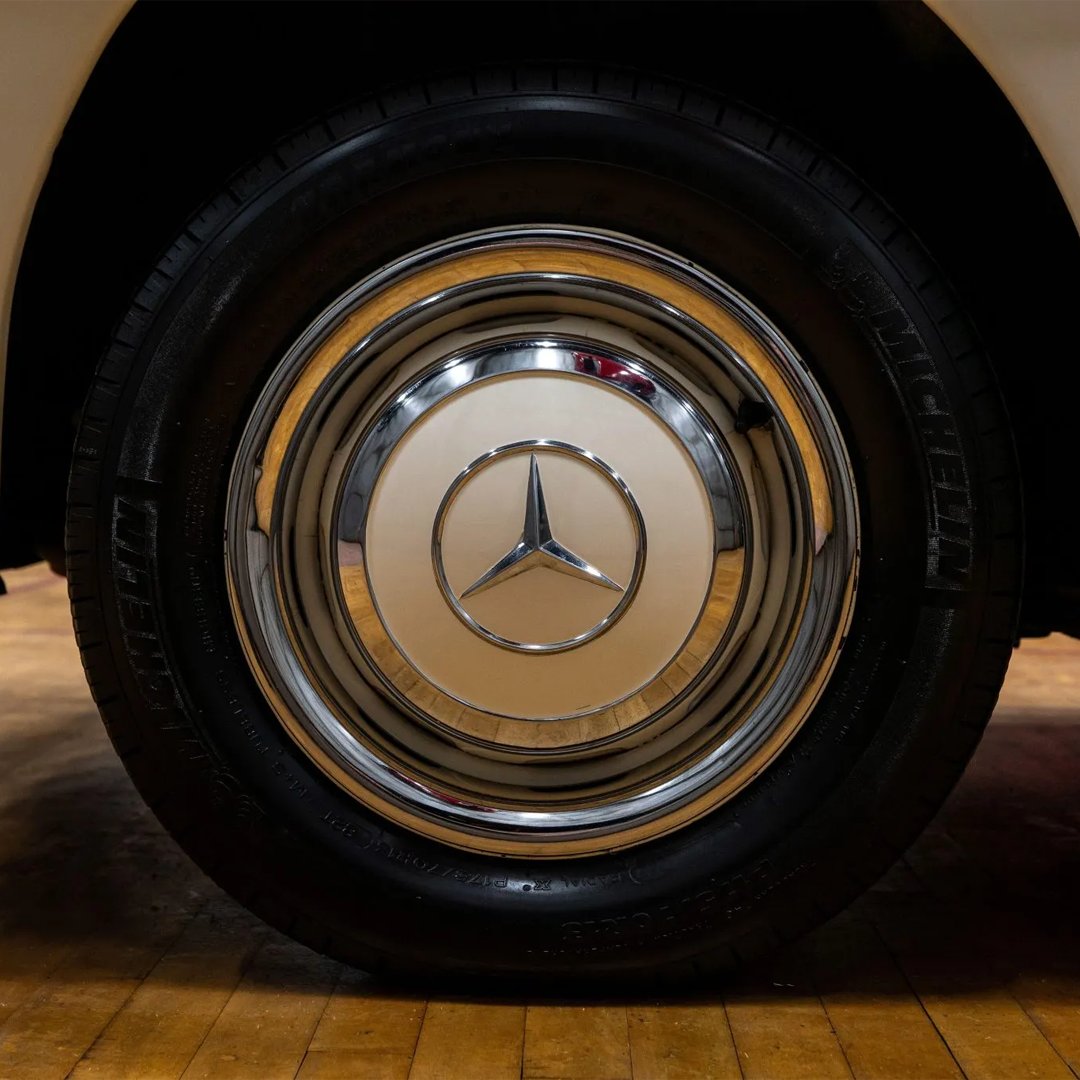 Bring a Trailer tweet media