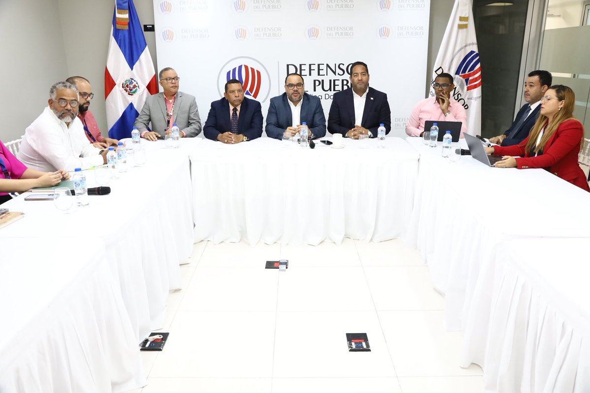 Defensor del Pueblo tweet media