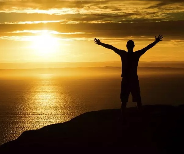 Com. Miracles Center tweet media