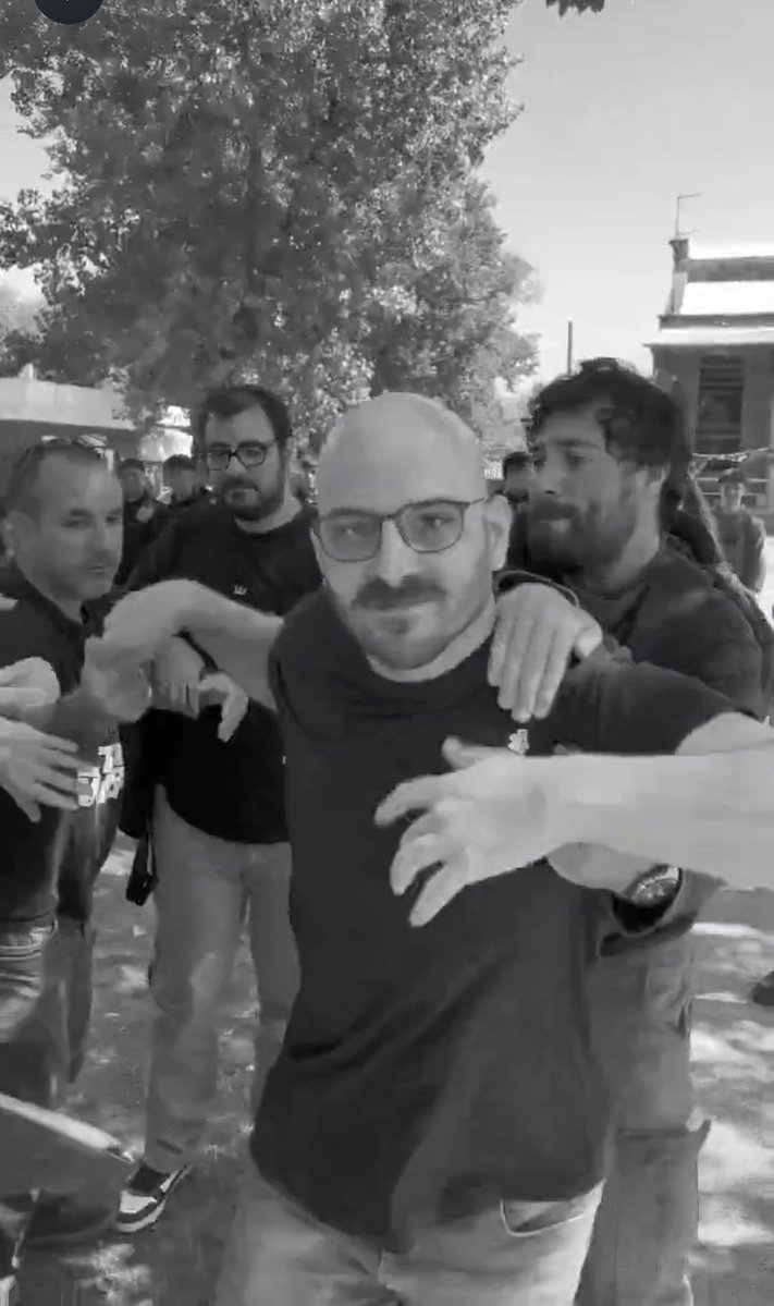 Traductor 🥹💕💐 tweet media