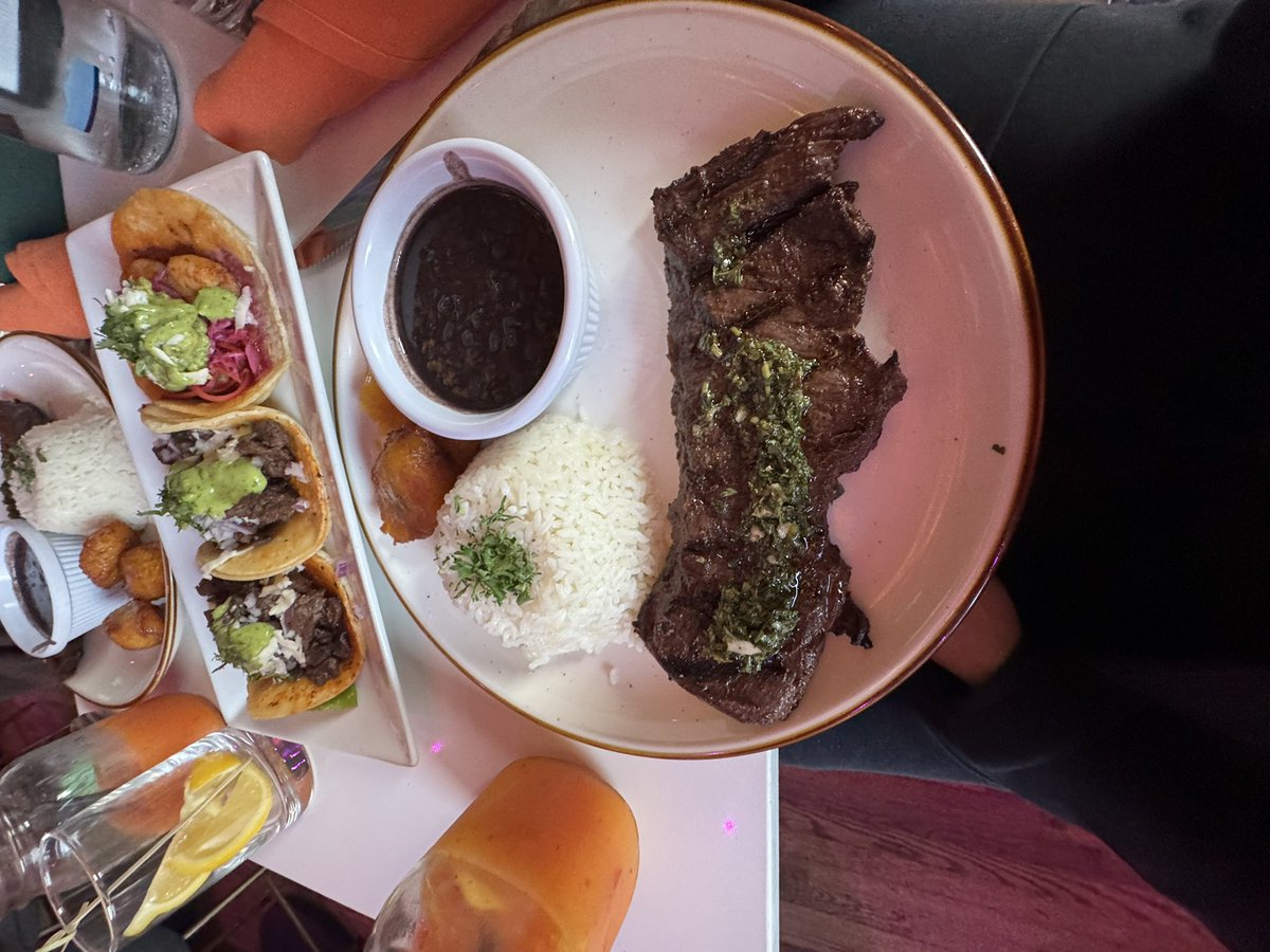 Briscoe🎱 tweet media