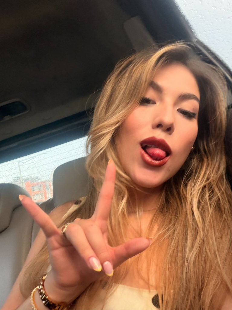 Miss Kath 🎀 tweet media