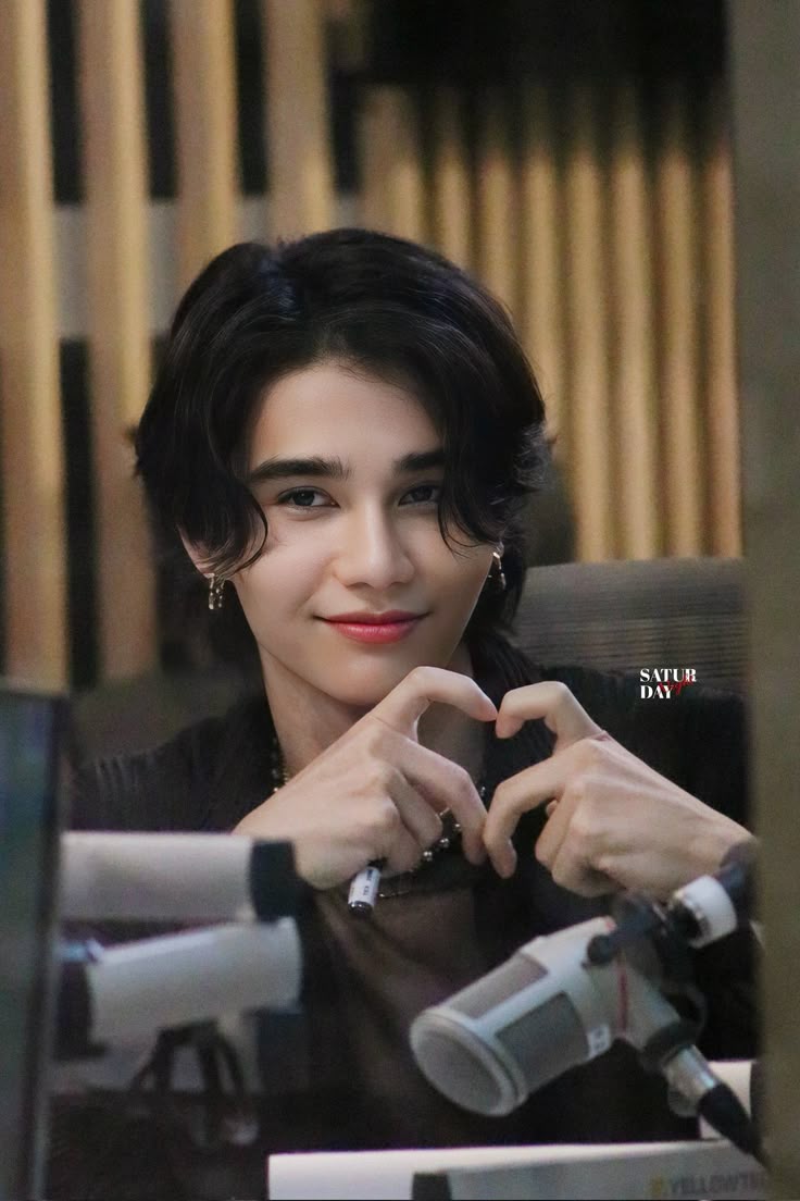 Charmaine 🦋 tweet media