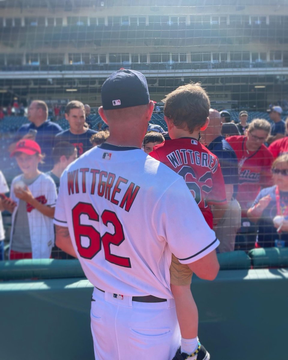 ashleyecrosby's tweet image. Feels appropriate today 😆⚾️ #OpeningDay #ForTheLand