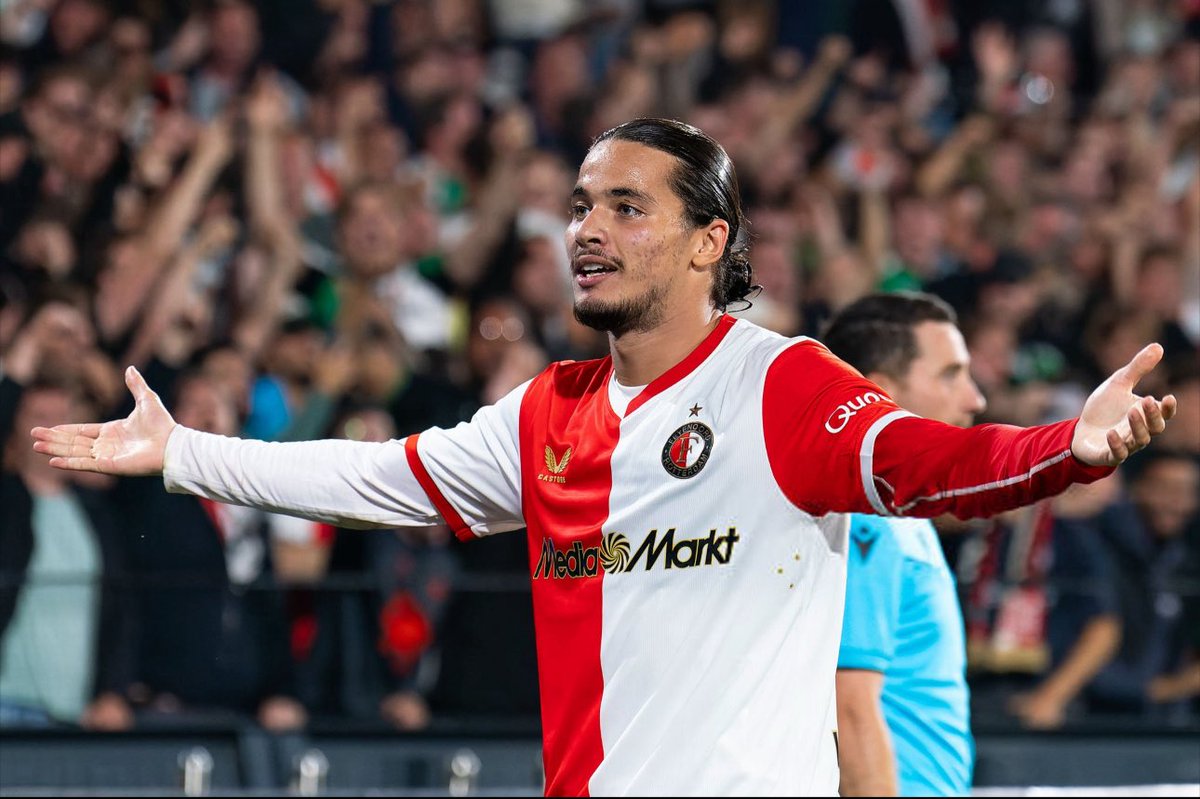 Shanksuu. 🇩🇿⏳🏴󠁧󠁢󠁥󠁮󠁧󠁿 #23Rotterdam tweet media