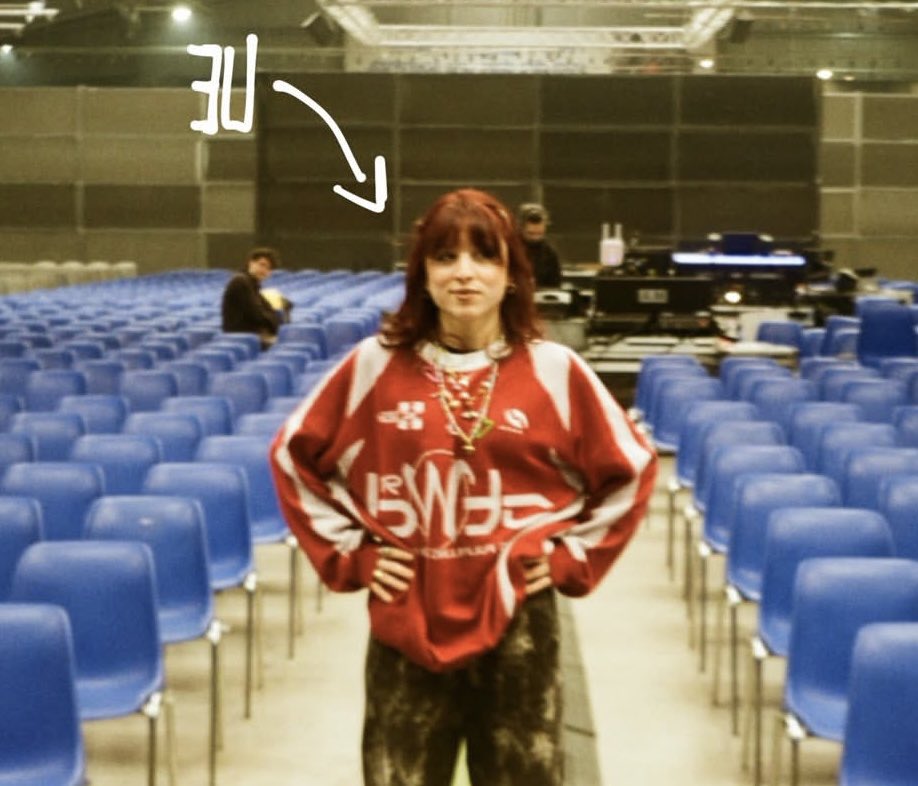 ☽paola, caramé tweet media