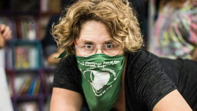 Rokarito tweet media