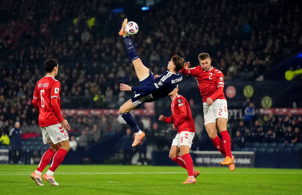 🏴fitbawshirts🏴 tweet media