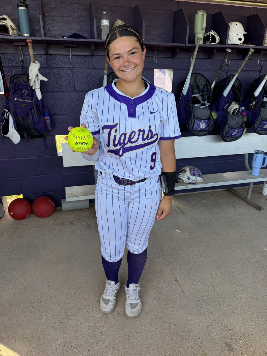 Hahnville High Softball tweet media