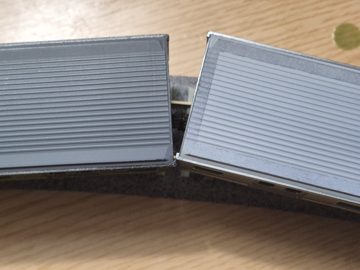 차간거리 5.7mm에 실패 
Imon에서 tomix 커플러로 바꾸었지만 R730 캔트레일 통과시 접촉
1mm만 더 늘려볼까