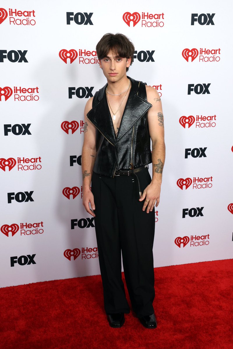 iHeartRadio Canada tweet media