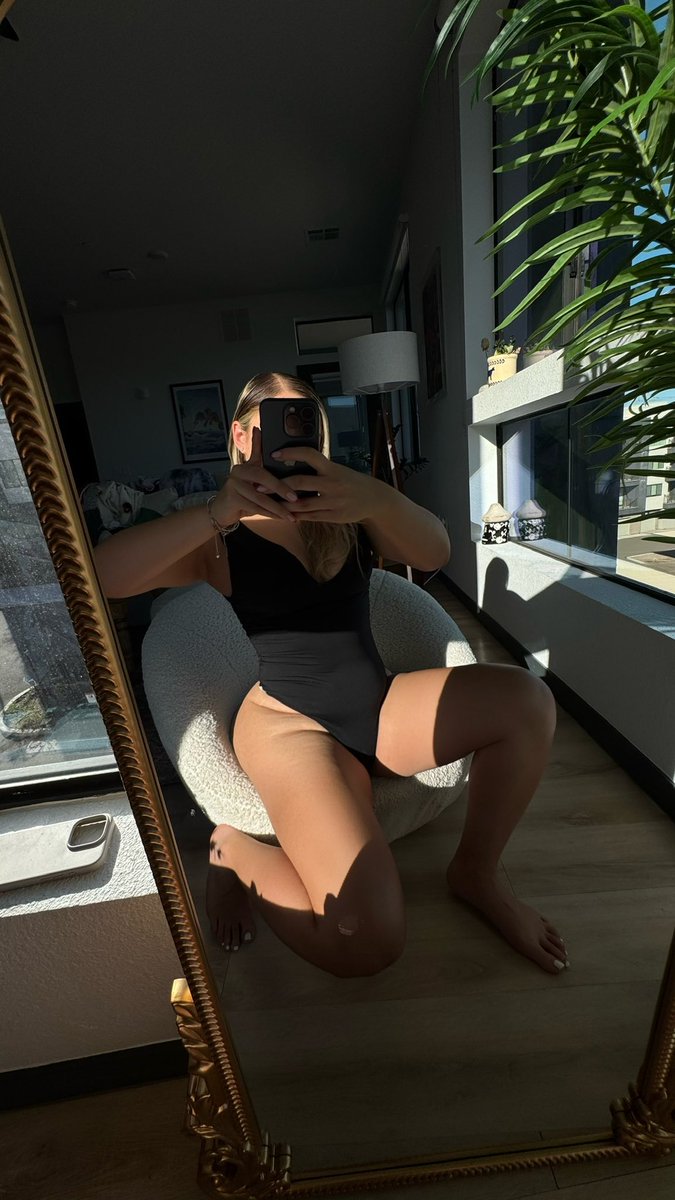 Sophia Smokes tweet media