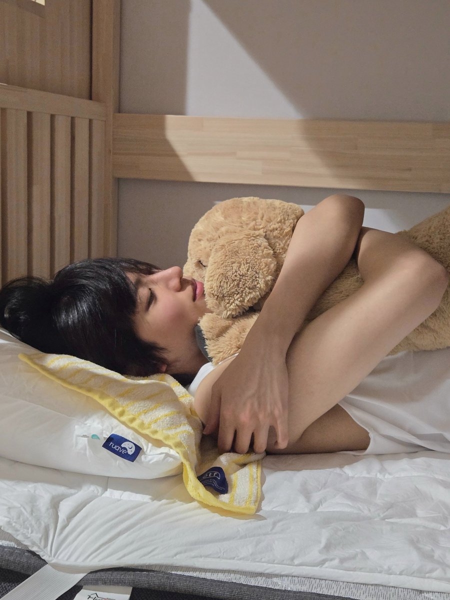 Yonghoon. (2005) tweet media