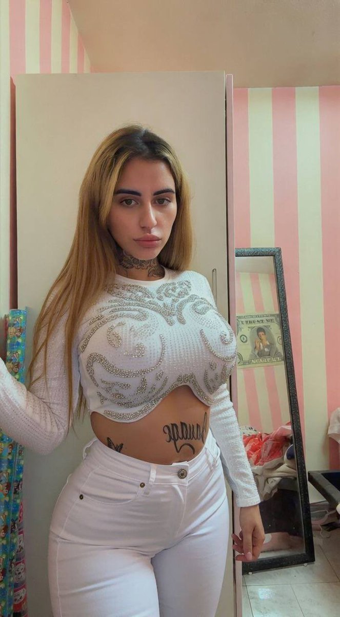 Trizzye 💋 tweet media