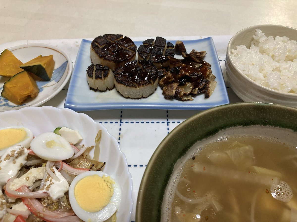 とーる tweet media