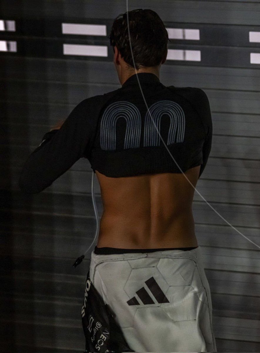 カル karu⁶³ gr edit 📌 tweet media