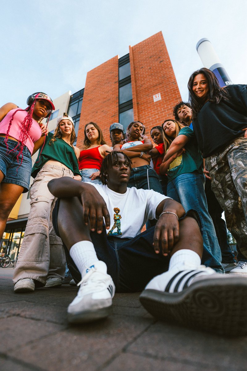 abrahamcreates tweet media