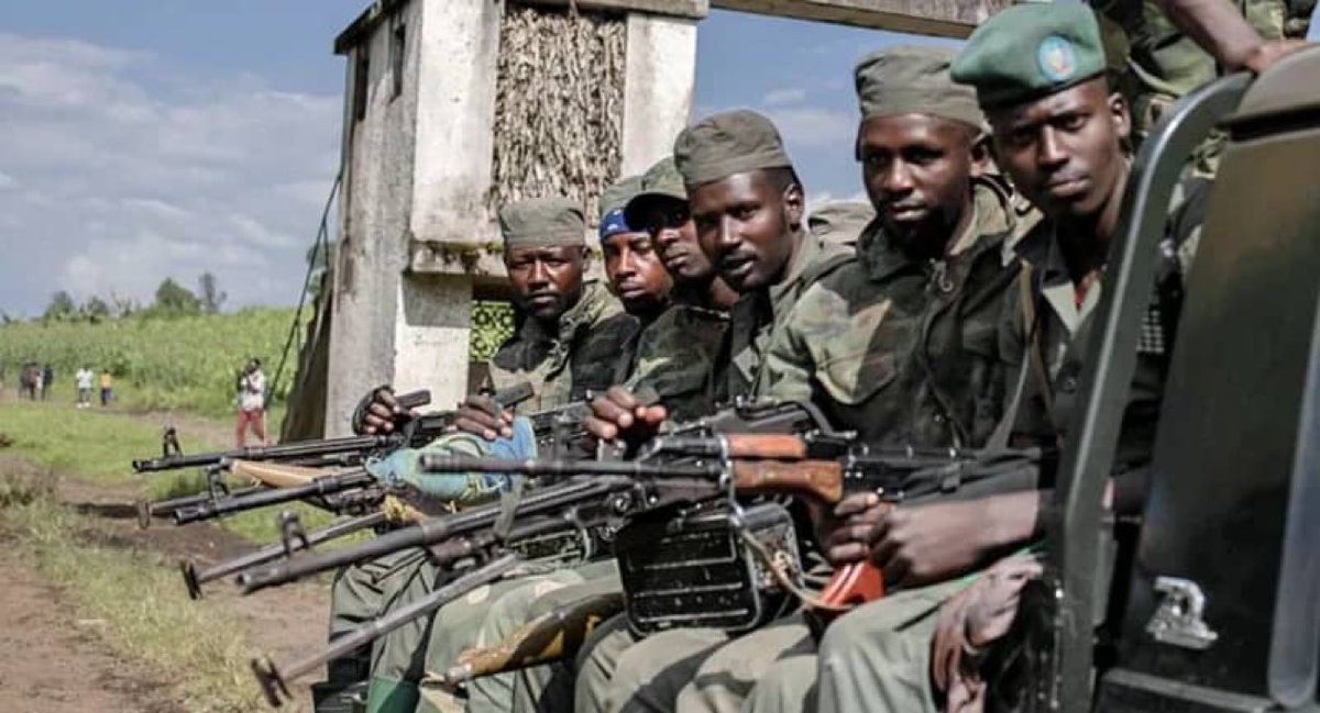 bakadifuilaChri's tweet photo. #Guerre_du_M23:
1. Les éléments #RDF se sont retirés du village de #Kateku ce jeudi 26 mars 2026, prenant la direction de Miriki pour probablement se retrouver à Kayna.
Les RDF, en se retirant de Kateku, quelques éléments d’autodéfense de l’AFC - M23 qui tentaient de faire la loi dans le village après le départ des #Rwandais ont été chassés du village par les #Wazalendo. Deux rebelles AFC-M23 ont été neutralisés et les rescapés ont fui le village suivant la même route que les RDF.
2. Dans les villages de #Minjenje et #Mpeti, 70 % de la population a fui en direction de #Kalembe, craignant la confrontation entre les éléments d’autodéfense de l’AFC-M23 et les Wazalendo qui rôdent autour de ces villages.