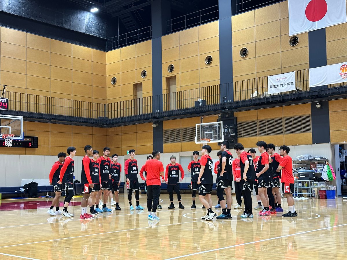 FLY Magazine tweet media