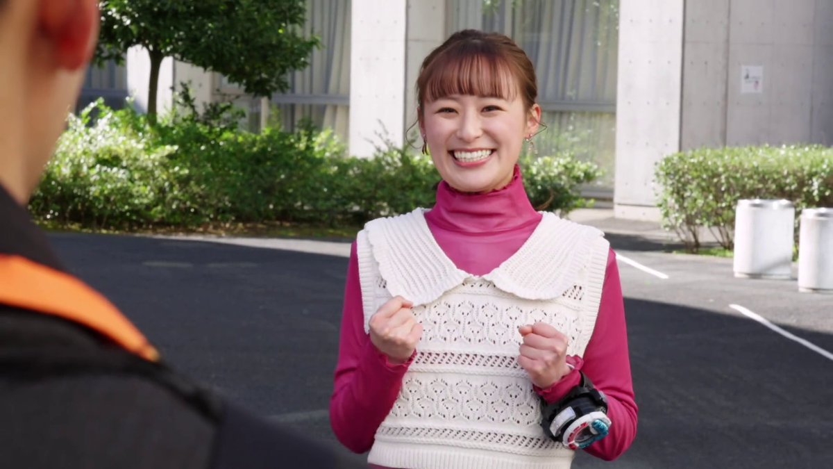 mia 💫 tweet media