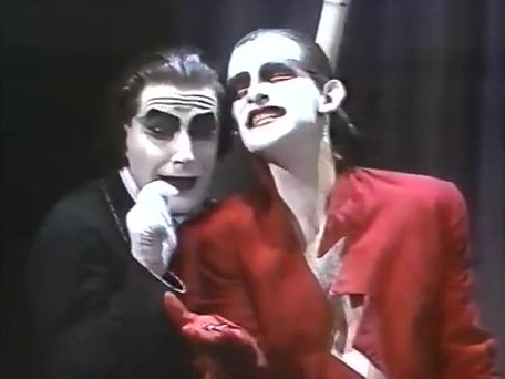 drive de alexandria tweet media