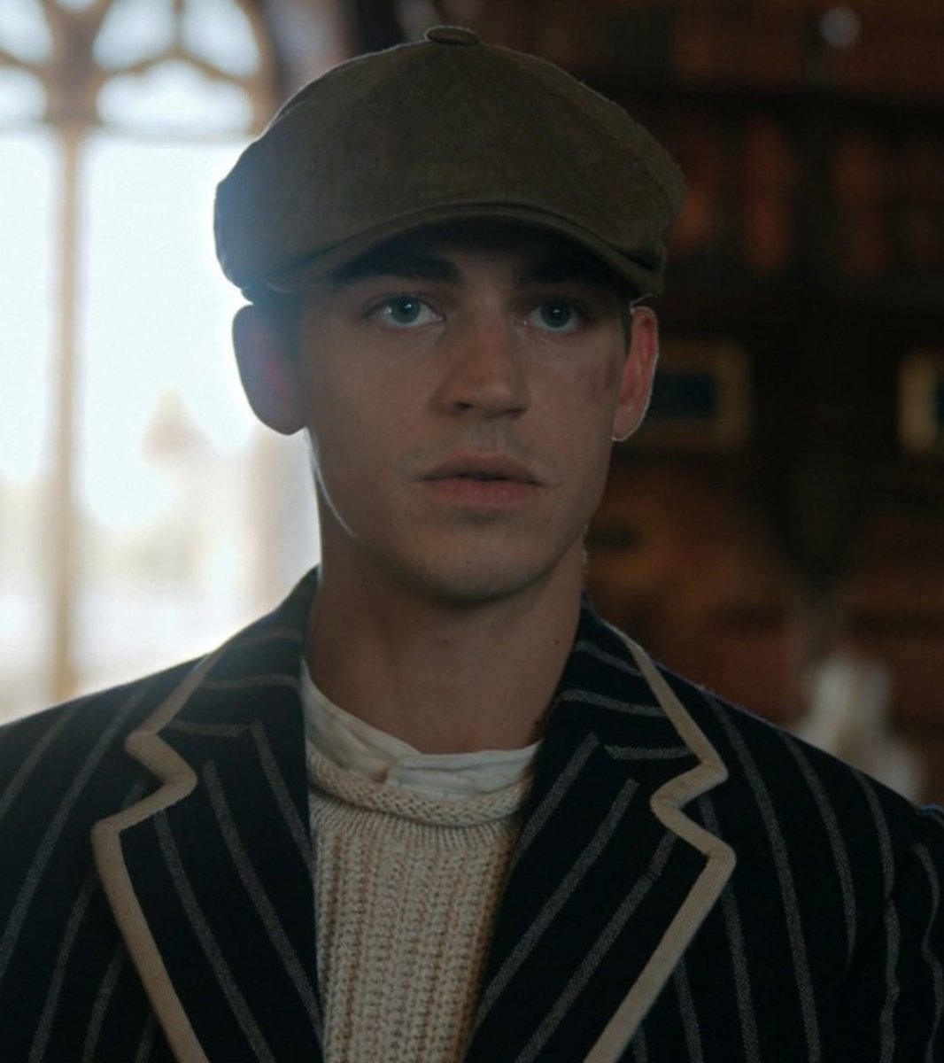 em ✿ | young sherlock era tweet media