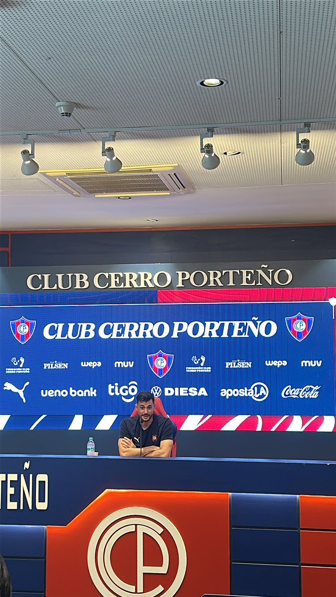 ESTEBAN MARTINEZ tweet media