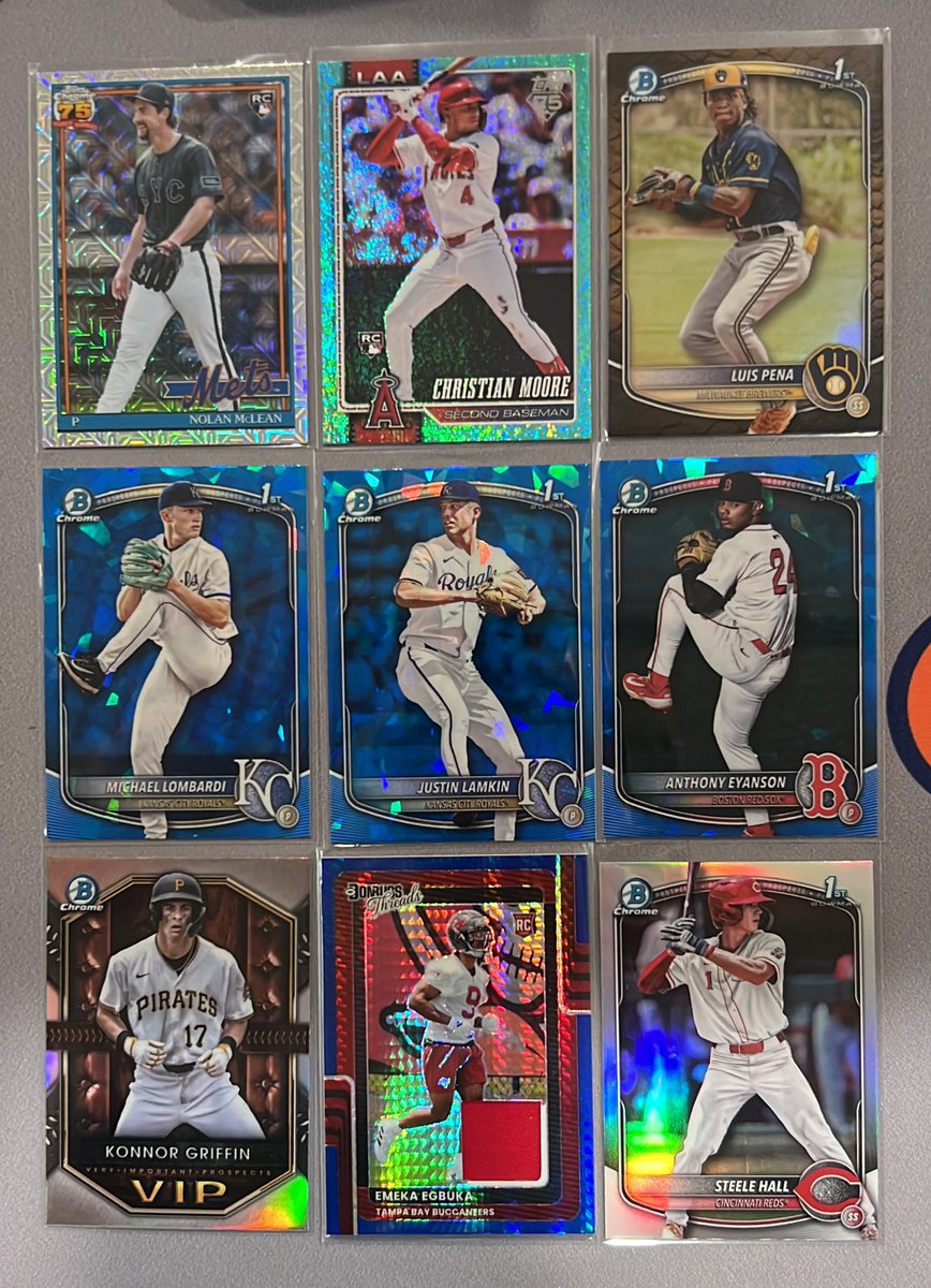 Grant’s Card Vault tweet media