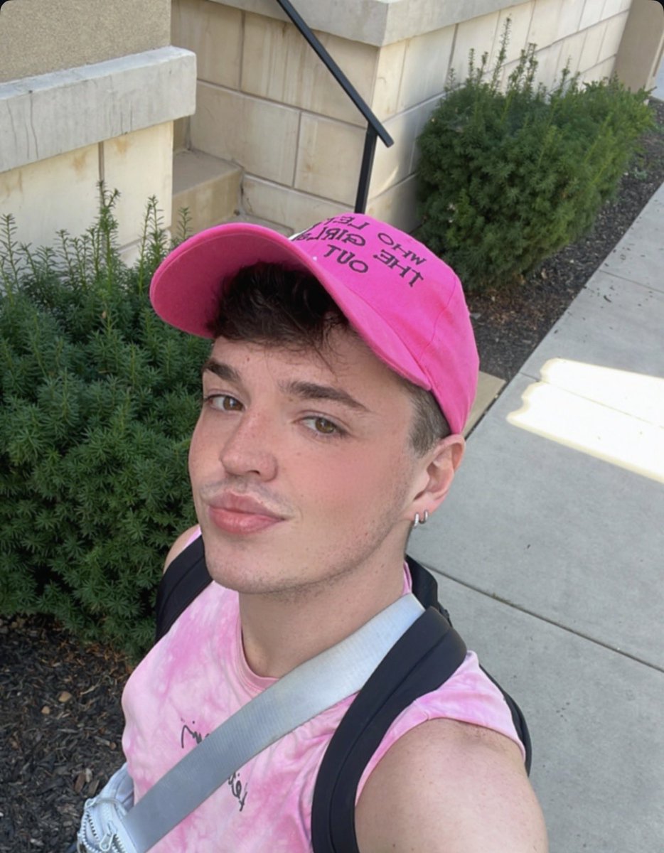 Raquelle tweet media