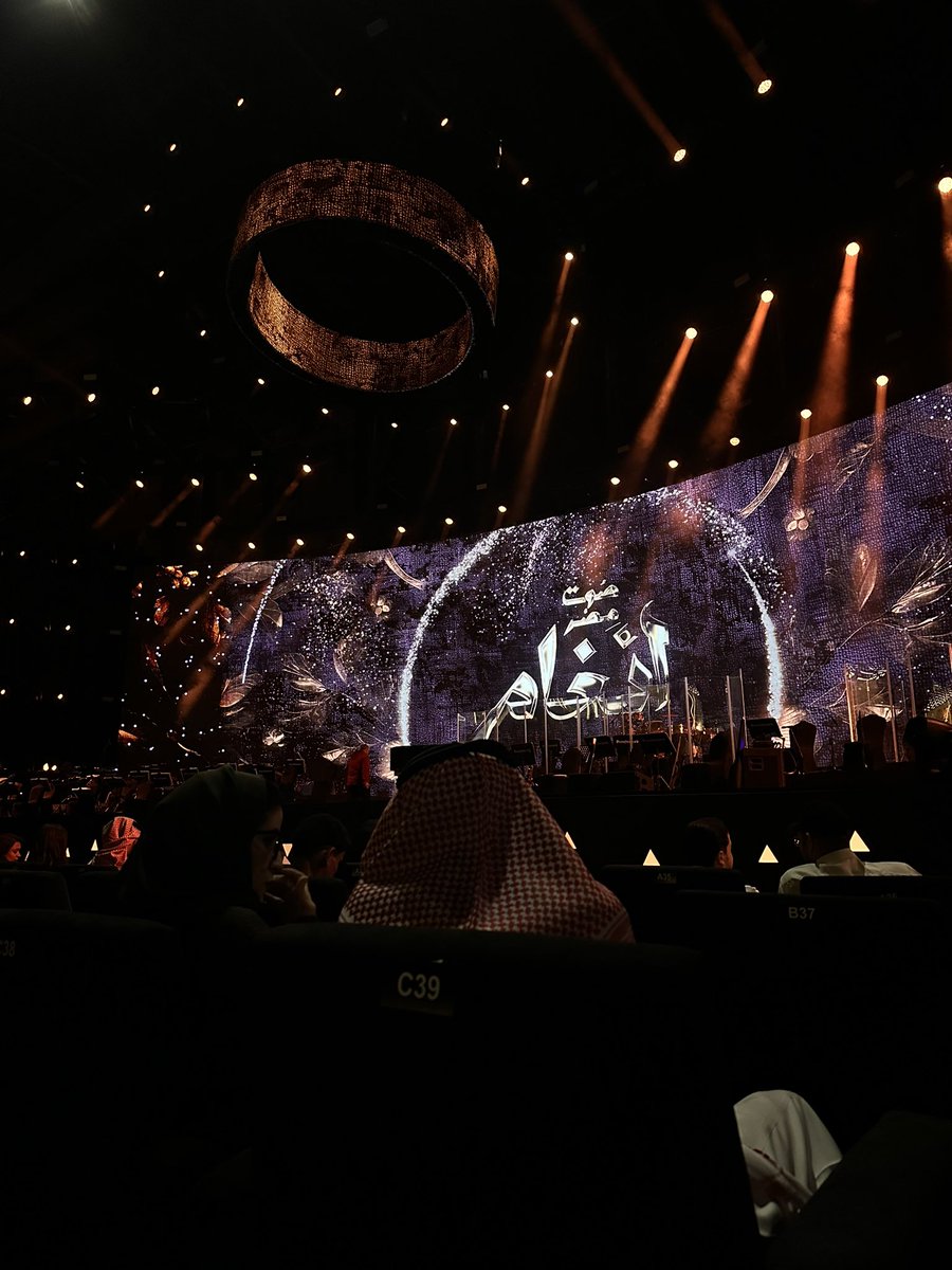 مُلهم tweet media