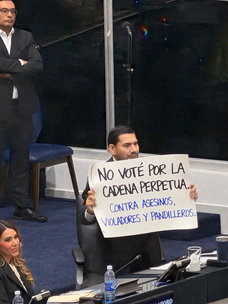 Yazcklin tweet media