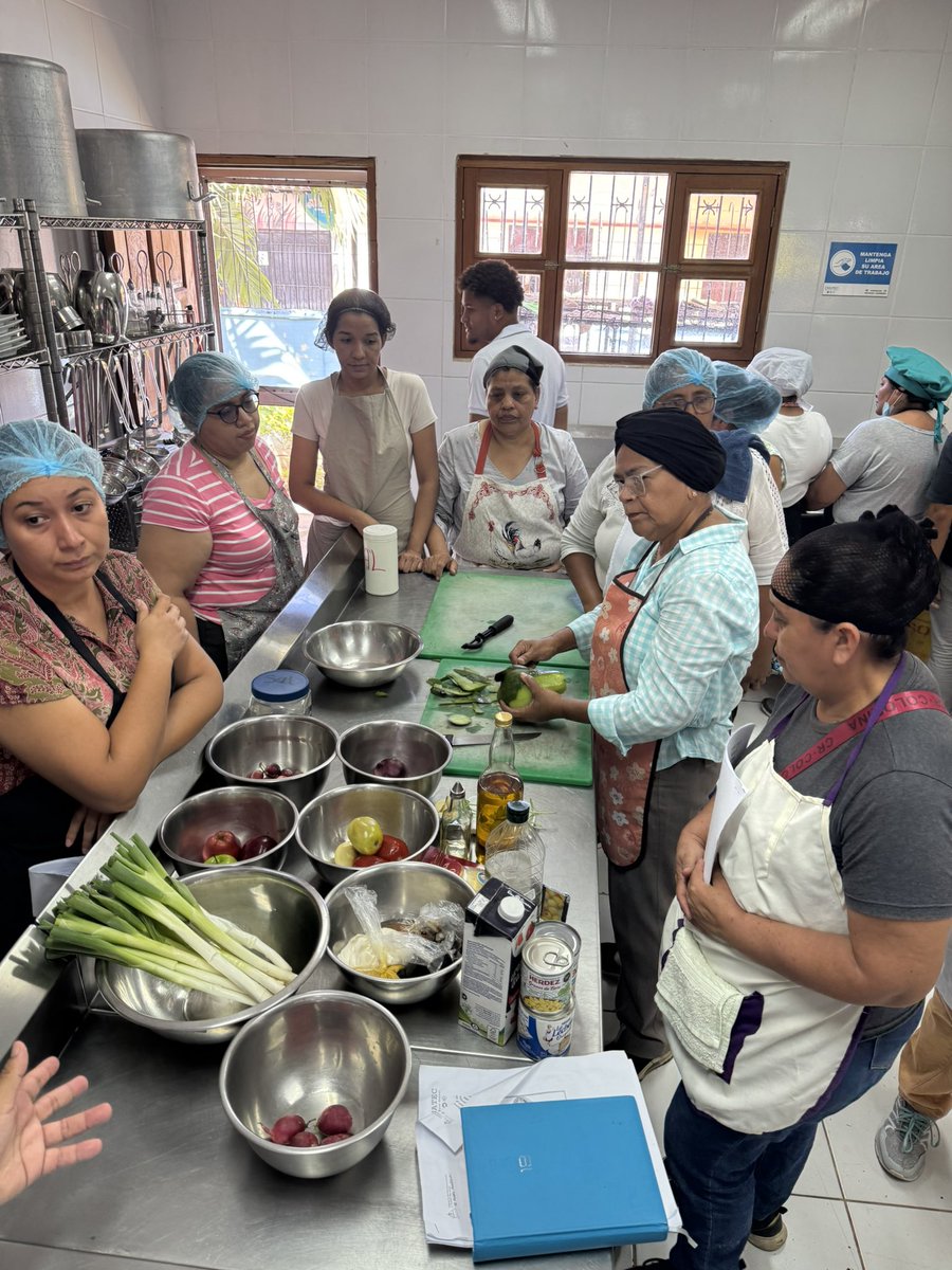 Intur León tweet media